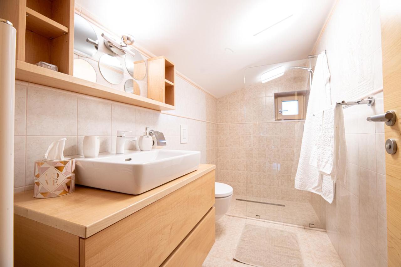 Azul Apartment Kojsko